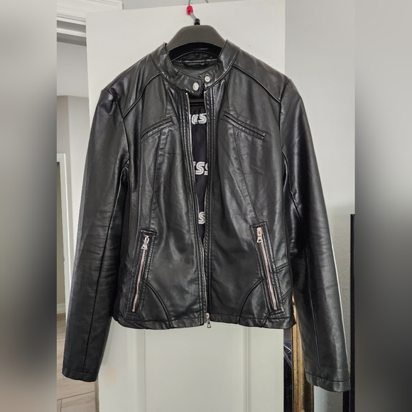 Guess Medium Vegan Leather Moto Jacket - Picture 3 of 7